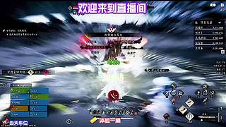 独坐江岸静候明月升于天际
