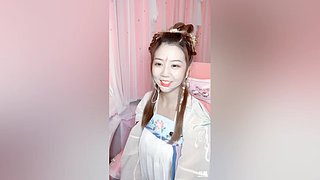 李噗噗同学