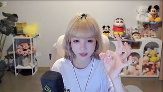 今天看起来心情很好