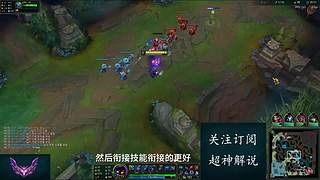站在峡谷之巅的男人