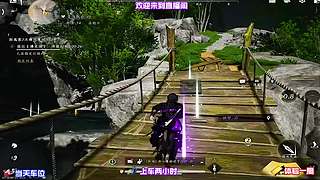 等待昼夜交替，观察城中 NPC 不同作息