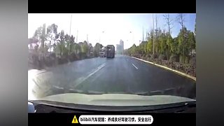 车祸集锦两行泪