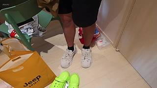 中午12点去送昕瑶芭乐
