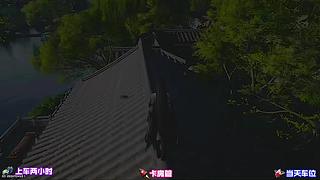 泛舟驶入湖面深处，打捞水下藏匿的各类馈赠
