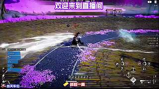 沿着城墙漫步，探查墙体背后隐秘通道
