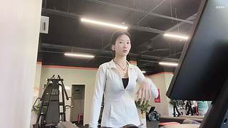精神濒临出走，忙着维持温饱