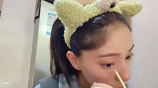 主播小冰棒的直播间