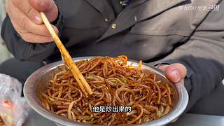 全网最嚣张吃法 隔着屏幕流口水