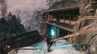 夜很安静。