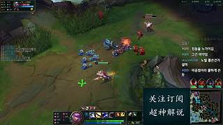 站在峡谷之巅的男人