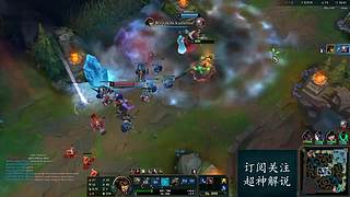站在峡谷之巅的男人