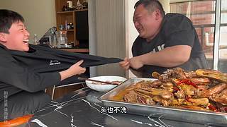 全网最嚣张吃法 隔着屏幕流口水