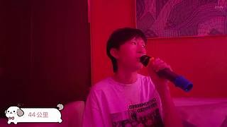 电棍：夜跑中