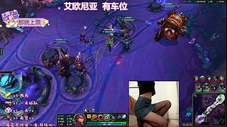 不知为何 疯狂对你执着