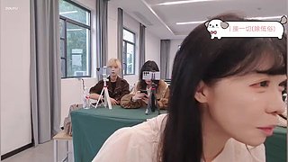 今天休息，15号到武汉播！