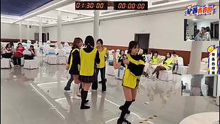 余小C：每天都是元气满满的一天！