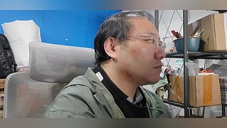 守得住清贫，耐得住寂寞，坚守得住本心
