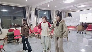 非常757女团：钻粉138
