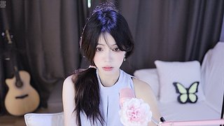你看她这个样子