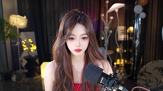 建筑工程专业女主包12446854