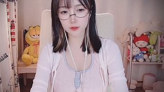 樱桃uu的直播间