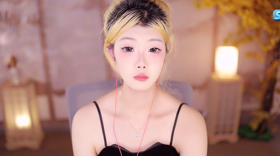 别在外面偷看啦 快进来和主播聊天