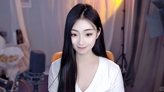 少爷可否进来看一眼。。