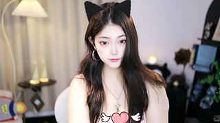 八月和你呀~今天是甜妹哦