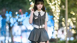 刚满十八岁，没大哥来了就是宝贝