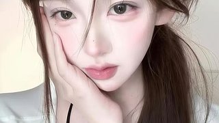 粉色洒水车灭火了