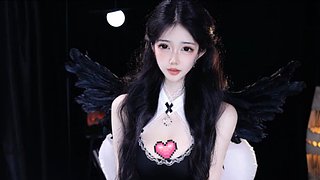 哥哥~我在法国排队她们都挤我