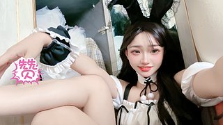 钱小美的第一次直播