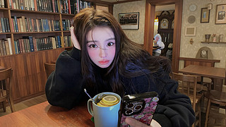 星星还是那么亮 小花还是在天上