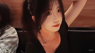 你不是说要来陪我的吗？