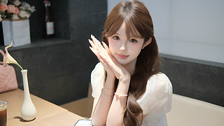 你那素未蒙面的未婚妻正在直播