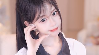 哎呀 不小心摔倒在哥哥怀里了~