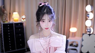 本直播间白白白 12838593