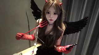 06笨蛋美女会遇到心软的神嘛
