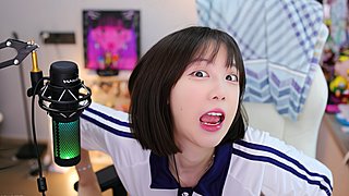 重生之神秘的铁美女