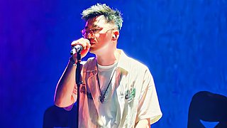 迎财神了 祝大家马年大吉 快要有钱